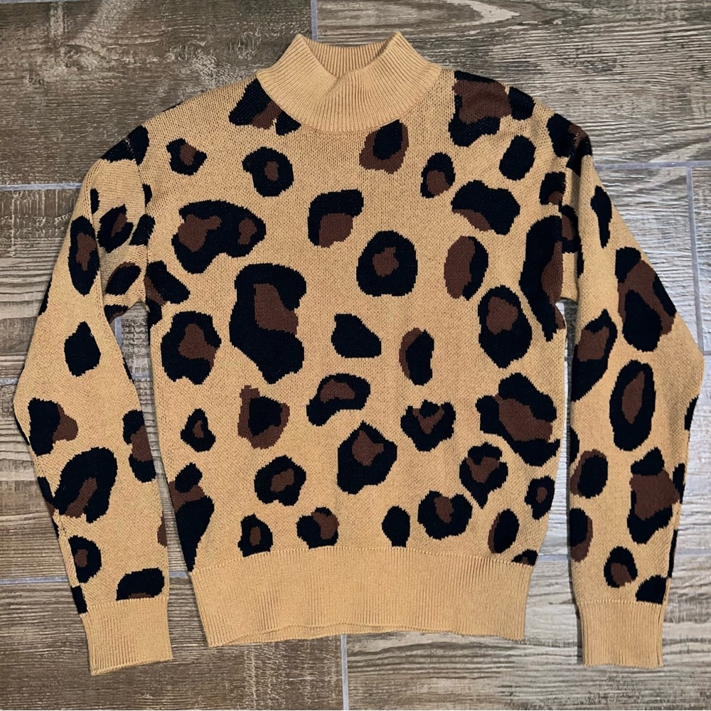 Who What Wear Leopard Mock Neck Sweater sz XS